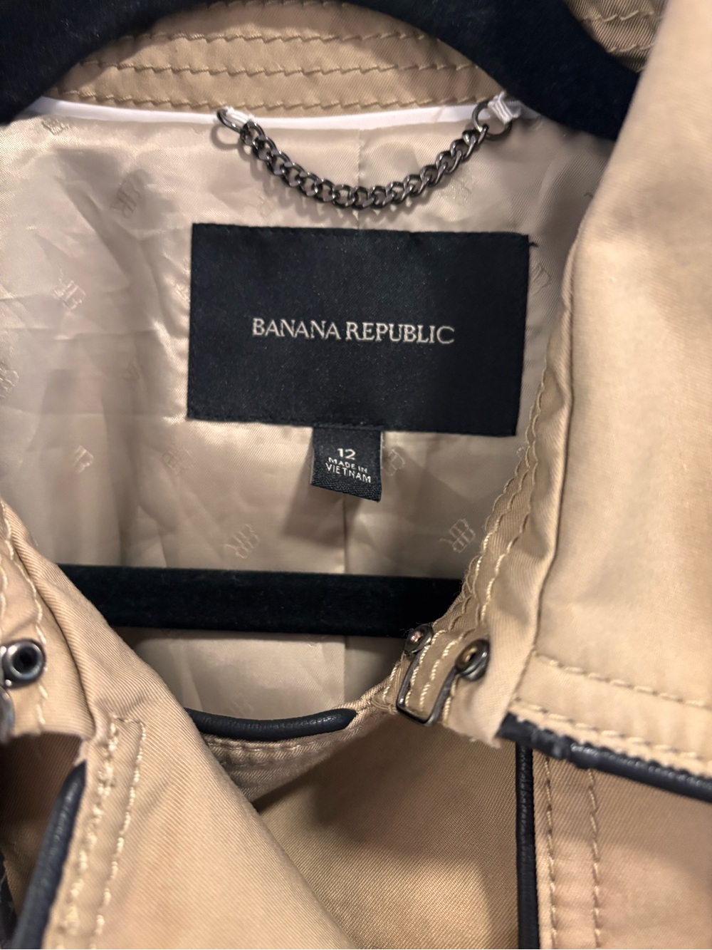 Banana Republic Double-Breasted Trench Coat Women’s Size 12 Tan Classic Beltless - Picture 2 of 9